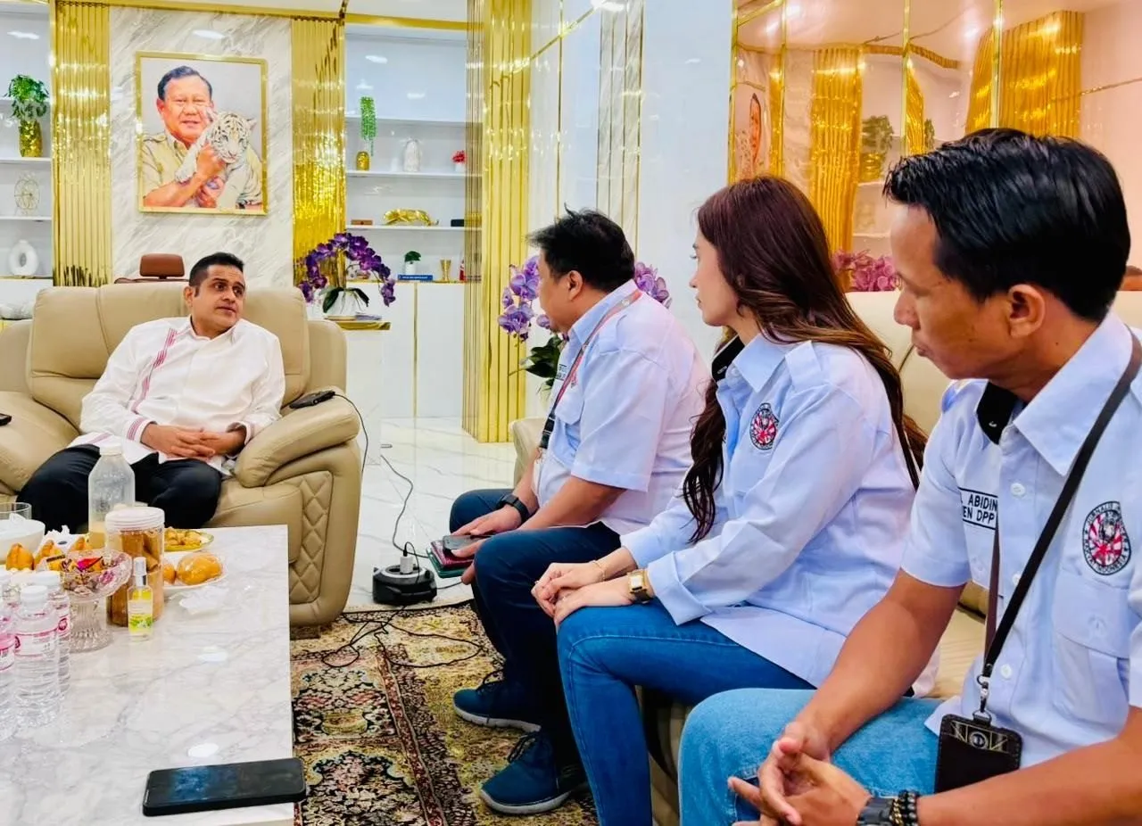 Rapat Intenal, Ketua Umum Partai Rakyat Indonesia  Muhammad Nazaruddin Mengundang Sayap Partai DPP JURI untuk Bahas Program dan langkah Kedepan JURI